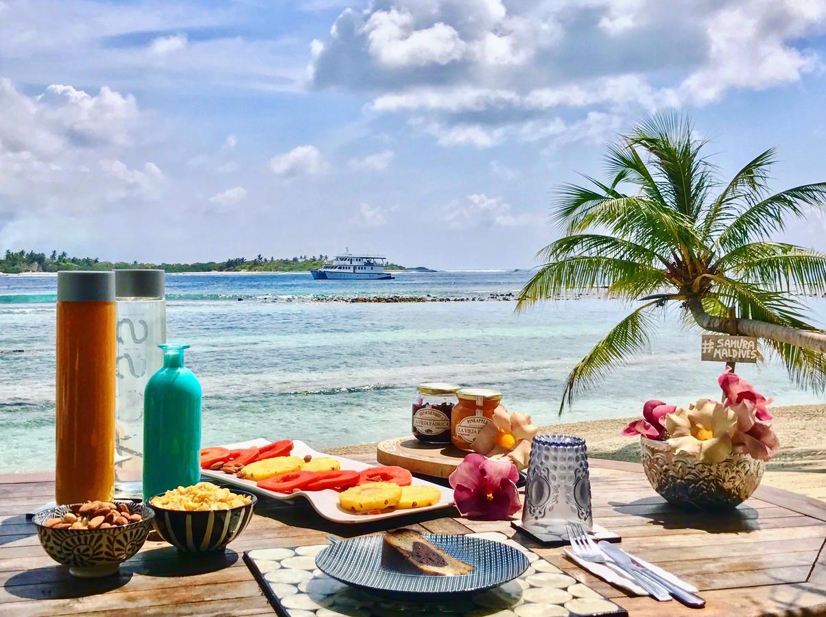 Samura Maldives Guest House Thulusdhoo Exteriör bild
