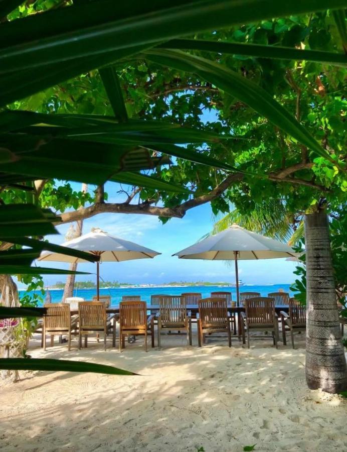 Samura Maldives Guest House Thulusdhoo Exteriör bild